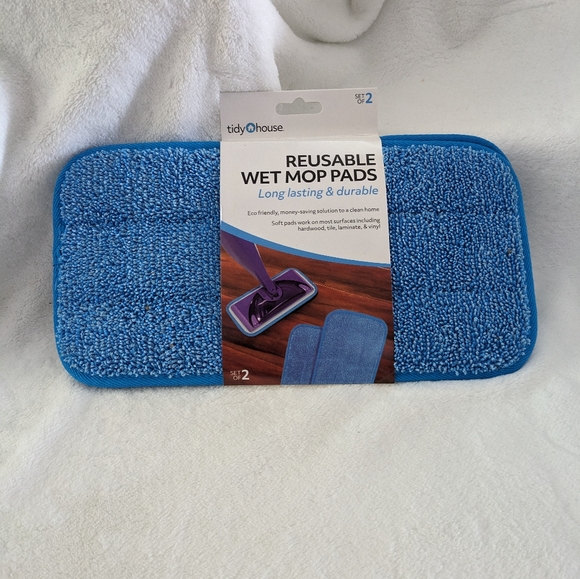 🌸 Swiffer Wet Jet Reusable Mop Pads (Set of 2) NWT - Picture 1 of 4